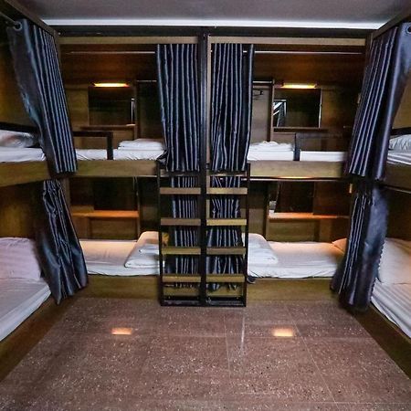 הו צ'י מין סיטי Bui Vien Street Hostel מראה חיצוני תמונה