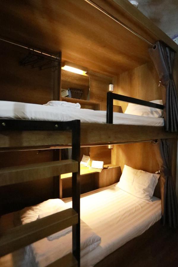 הו צ'י מין סיטי Bui Vien Street Hostel מראה חיצוני תמונה