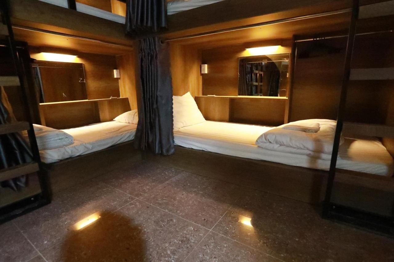 הו צ'י מין סיטי Bui Vien Street Hostel מראה חיצוני תמונה